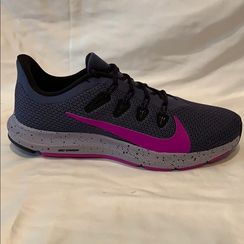 Nike Quest 2 SE Athletic Shoes - Picture 3 of 8